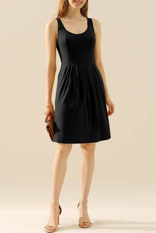 Casual Sleeveless Pleated Pockets Dresses